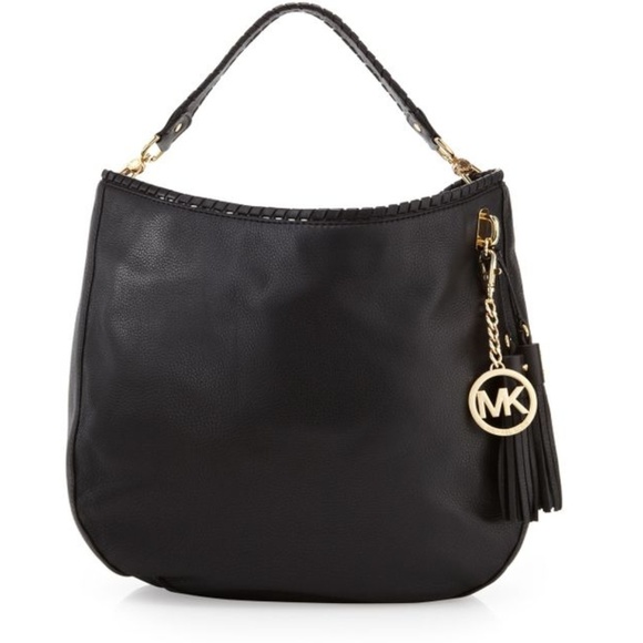 Michael Kors Handbags - Michael Kors Bennet Large Shoulder Bag